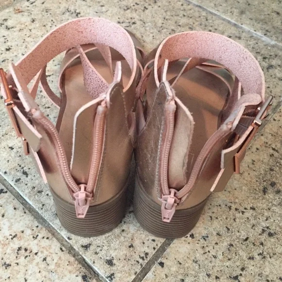 Material girl sandals - Picture 2 of 3